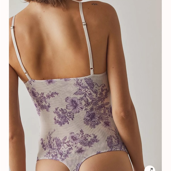 Free People Night Rhythm Printed Bodysuit in Ivory — size small NEW - Picture 3 of 3